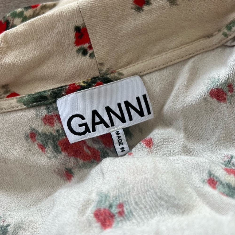 GANNI Female Wrap High Low Dress in Beige Floral - Picture 2 of 8